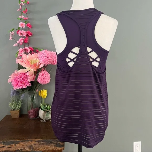 Hyba Active Work Out Top - Picture 4 of 14